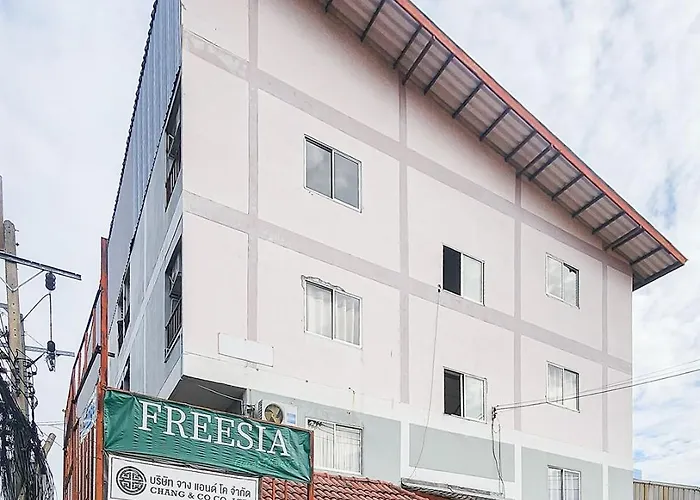 Freesia Bangphi Hotel 2*