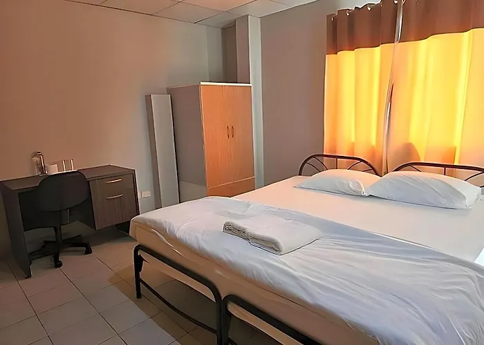 Freesia Bangphi Hotel 2*